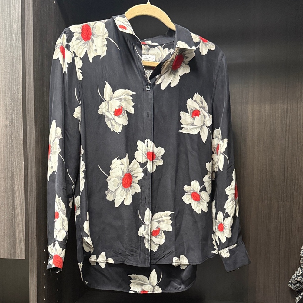 EQUIPMENT Silk Floral Blouse Small Black Red White Button Down